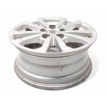 Recambio de llanta para toyota verso active referencia OEM IAM   