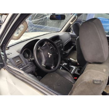 mitsubishi montero (v80/v90) del año 2006