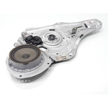 ELEVALUNAS DELANTERO DERECHO 824803U120 