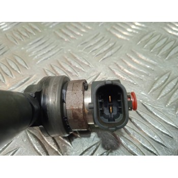 Recambio de inyector para opel astra h berlina cosmo referencia OEM IAM 0445110175  