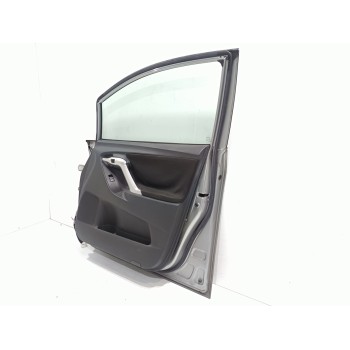 Recambio de puerta delantera derecha para toyota verso active referencia OEM IAM   