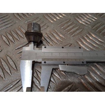 Recambio de tornillo/tuerca rueda para ford c-max titanium referencia OEM IAM   