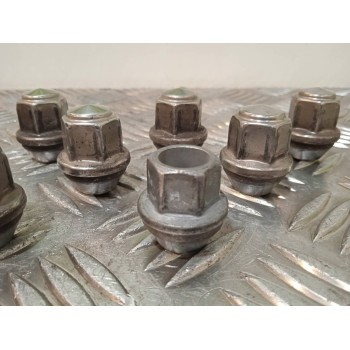 Recambio de tornillo/tuerca rueda para ford c-max titanium referencia OEM IAM   