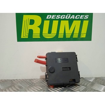 Recambio de caja reles / fusibles para bmw serie 3 berlina (e46) 330d referencia OEM IAM 8387547  
