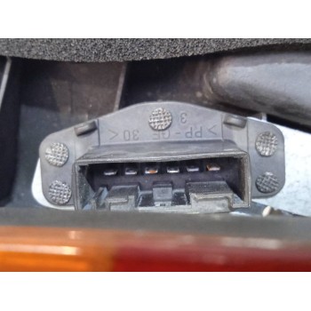 Recambio de piloto trasero izquierdo para bmw serie 3 berlina (e46) 330d referencia OEM IAM 8364921 230011 