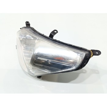 Recambio de faro izquierdo para toyota verso active referencia OEM IAM 811500F09000  