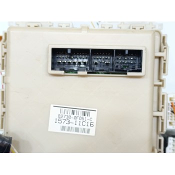 Recambio de caja reles / fusibles para toyota verso active referencia OEM IAM 827300F051C  
