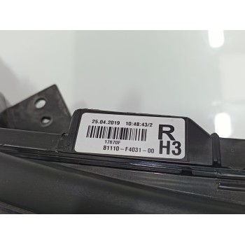 Recambio de faro derecho para toyota c-hr hybrid active referencia OEM IAM 81110F4031 81110F403100  