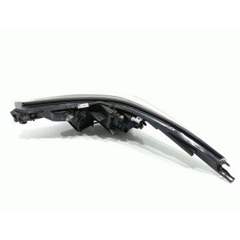 Recambio de faro derecho para toyota c-hr hybrid active referencia OEM IAM 81110F4031 81110F403100  