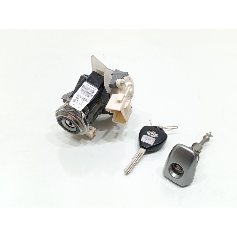 Recambio de juego bombines para toyota verso active referencia OEM IAM 450200203  