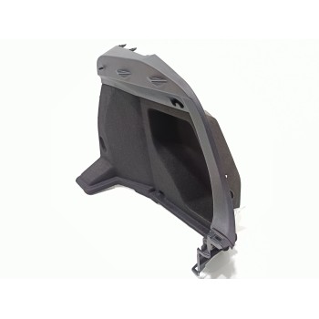 Recambio de soporte bandeja trasera derecha para toyota c-hr hybrid active referencia OEM IAM 64733F4010  