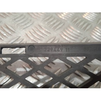 Recambio de rejilla paragolpes central para bmw serie 3 berlina (e90) 320d referencia OEM IAM 7154556 51117154556 22944911