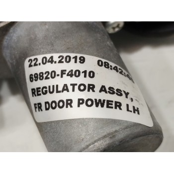 Recambio de elevalunas delantero izquierdo para toyota c-hr hybrid active referencia OEM IAM 69820F4010  