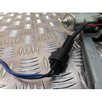 Recambio de elevalunas delantero izquierdo para citroën xantia berlina 2.0 hdi 90/110 attraction referencia OEM IAM 2133342  