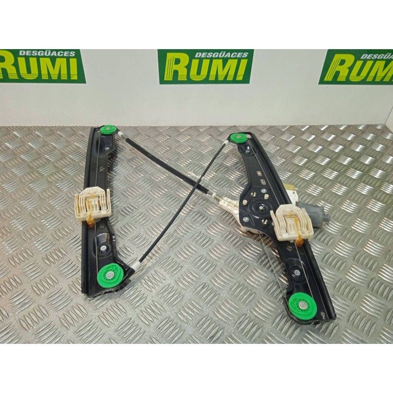 Recambio de elevalunas delantero derecho para bmw serie 3 berlina (e90) 320d referencia OEM IAM 7060266S 7140588E 