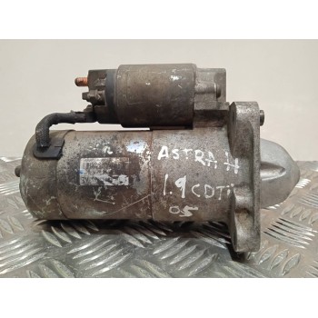 Recambio de motor arranque para opel astra h berlina 1.9 cdti referencia OEM IAM M001T30071  