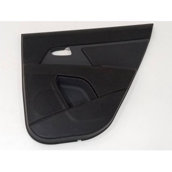 GUARNECIDO PUERTA TRASERA DERECHA 833613U000 