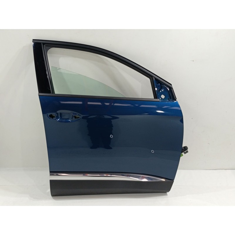 Recambio de puerta delantera derecha para peugeot 3008 allure pack referencia OEM IAM   