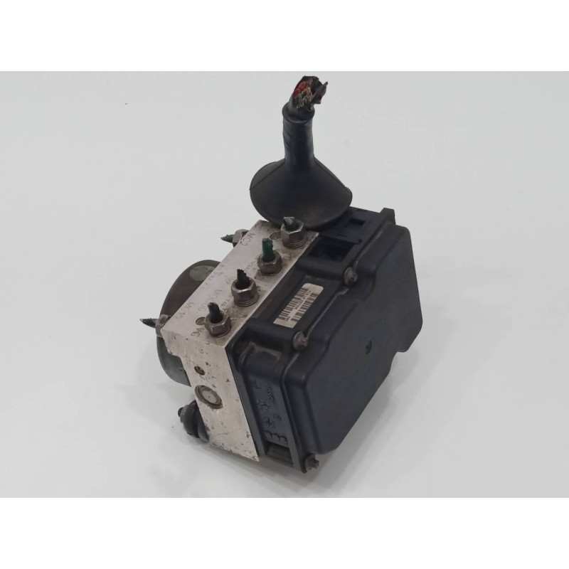 Recambio de abs para renault grand modus authentique referencia OEM IAM 8200559748  