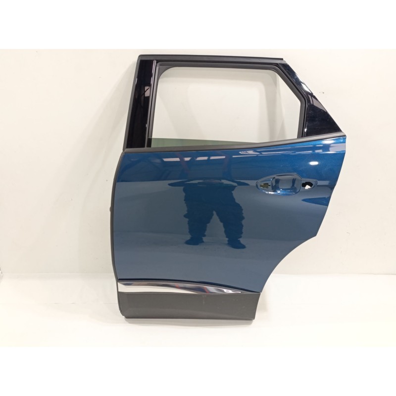 Recambio de puerta trasera izquierda para peugeot 3008 allure pack referencia OEM IAM   
