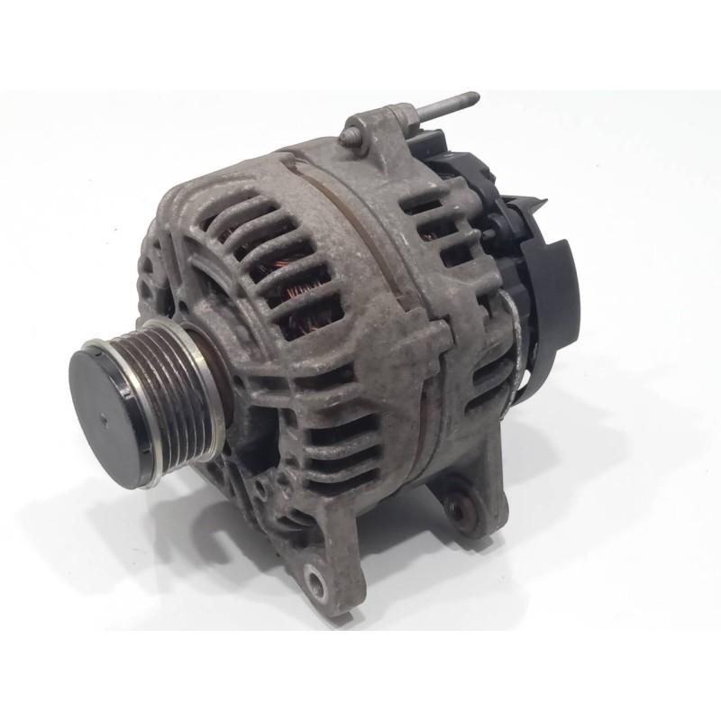 Recambio de alternador para renault grand modus authentique referencia OEM IAM 8200390675  