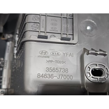Recambio de apoyabrazos central para kia ceed sportswagon tech referencia OEM IAM 84636J7000  