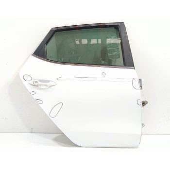 Recambio de puerta trasera derecha para kia cee´d tech referencia OEM IAM   