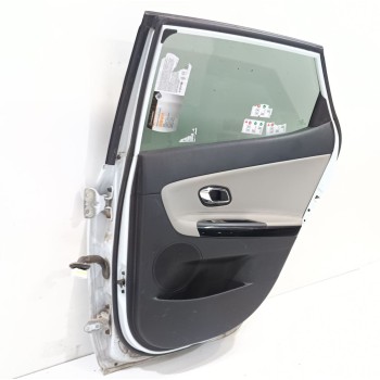 Recambio de puerta trasera derecha para kia cee´d tech referencia OEM IAM   