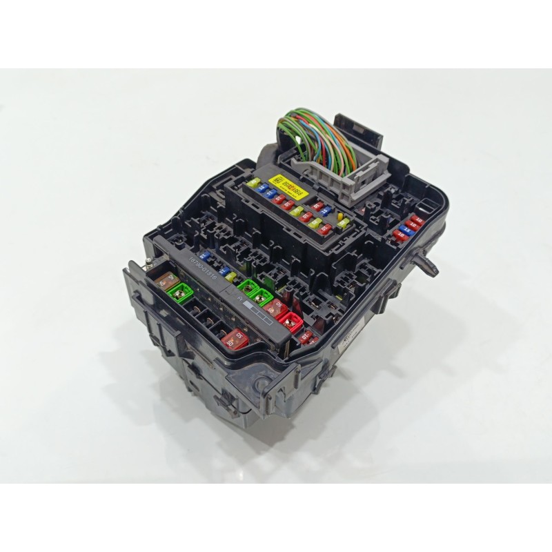 Recambio de caja reles / fusibles para kia cee´d tech referencia OEM IAM 919513X150  