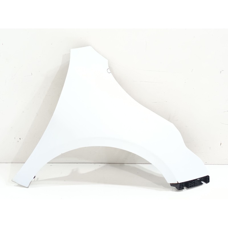 Recambio de aleta delantera derecha para kia ceed sportswagon tech referencia OEM IAM   