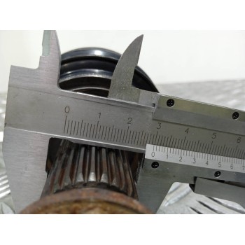 Recambio de transmision trasera derecha para bmw serie 3 berlina (e90) 320d referencia OEM IAM 7533446  