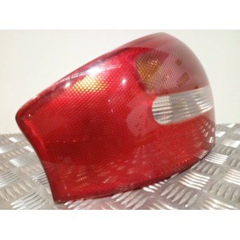 Recambio de piloto trasero izquierdo para audi a6 berlina (4b2) 2.4 quattro referencia OEM IAM 4B5945095  