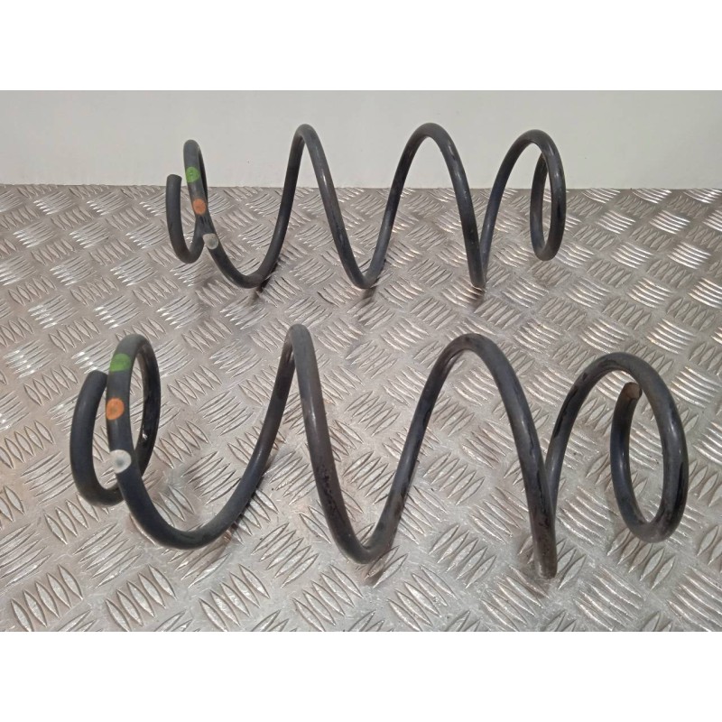 Recambio de muelle amortiguacion trasero para dacia dokker ambiance referencia OEM IAM   