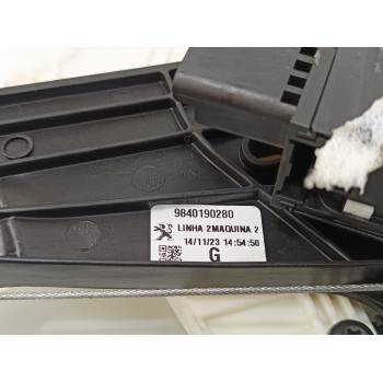 Recambio de elevalunas trasero izquierdo para peugeot 3008 allure pack referencia OEM IAM 9840190280  