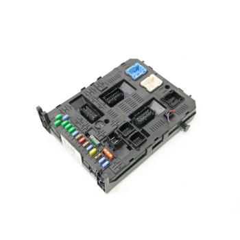 Recambio de caja reles / fusibles para citroën c5 berlina exclusive referencia OEM IAM 230462202 230462202 