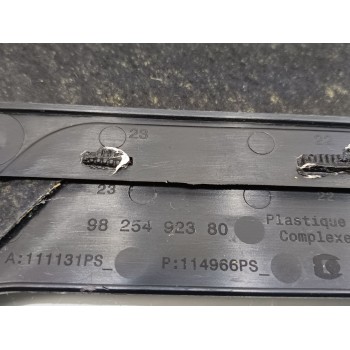 Recambio de tapa motor para peugeot 3008 allure pack referencia OEM IAM 9825492380  