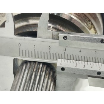 Recambio de transmision delantera izquierda para peugeot 3008 allure pack referencia OEM IAM 9806699880  