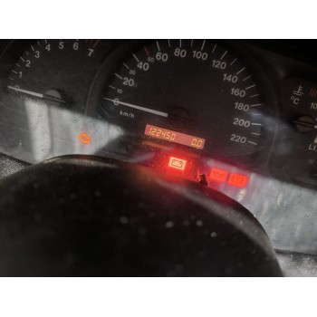 opel vectra b berlina del año 2000