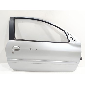 PUERTA DELANTERA DERECHA 