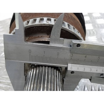 Recambio de transmision trasera derecha para audi a6 berlina (4b2) 2.4 quattro referencia OEM IAM 4B0501203B  