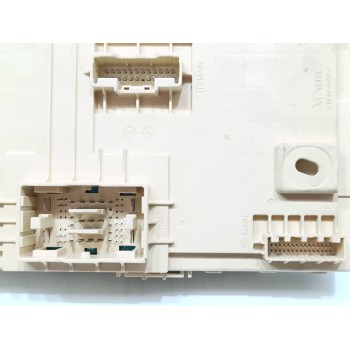 Recambio de caja reles / fusibles para kia ceed sportswagon tech referencia OEM IAM 91950J7131  