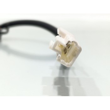 Recambio de enganche cinturon delantero derecho para kia ceed sportswagon tech referencia OEM IAM 88840J7000WK  