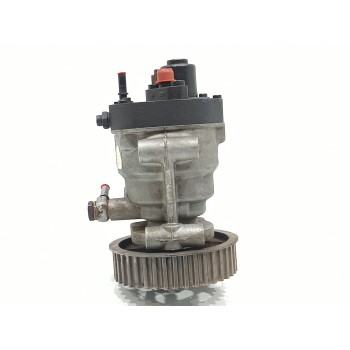 Recambio de bomba inyeccion para renault clio iii exception referencia OEM IAM 8200057225  