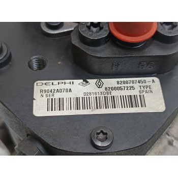 Recambio de bomba inyeccion para renault clio iii exception referencia OEM IAM 8200057225  