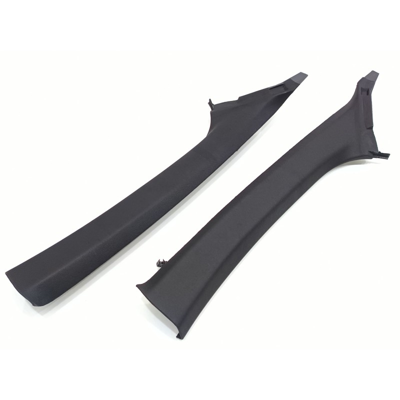 Recambio de moldura para peugeot 3008 allure pack referencia OEM IAM 9810165777  