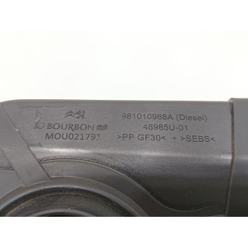 Recambio de tapa exterior combustible para peugeot 3008 allure pack referencia OEM IAM 981010968A  