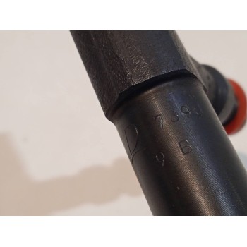 Recambio de inyector para mazda premacy (cp) 2.0 turbodiesel cat referencia OEM IAM 73909B  