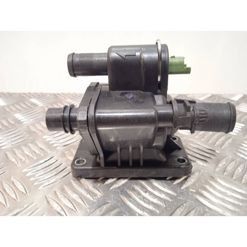 Recambio de termostato para peugeot 207 confort referencia OEM IAM 349978624  