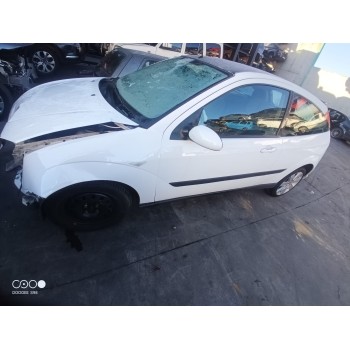 ford focus berlina (cak) del año 2000