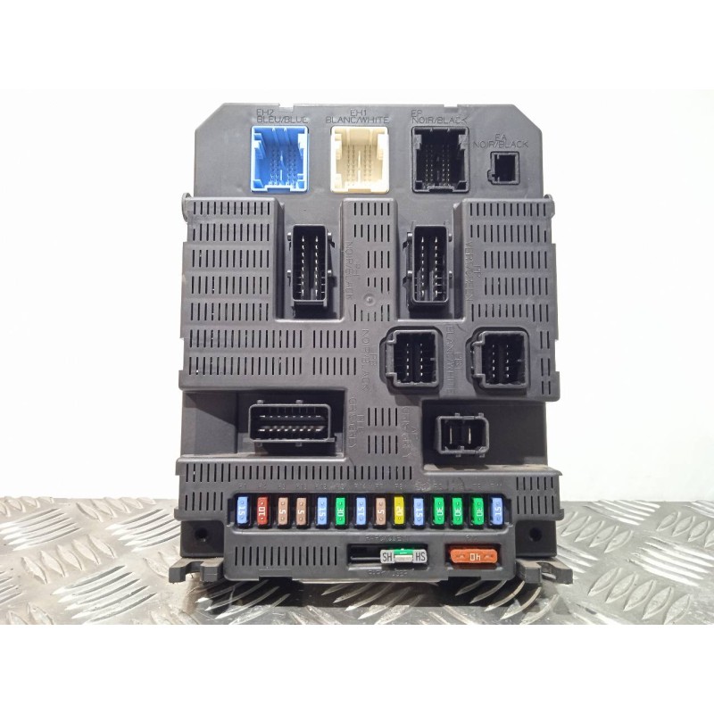 Recambio de caja reles / fusibles para peugeot 207 confort referencia OEM IAM 9659285380 BSI2004P06 